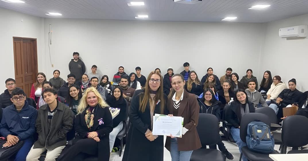 Certificado FACyT UNI - Decana Patricia Martínez