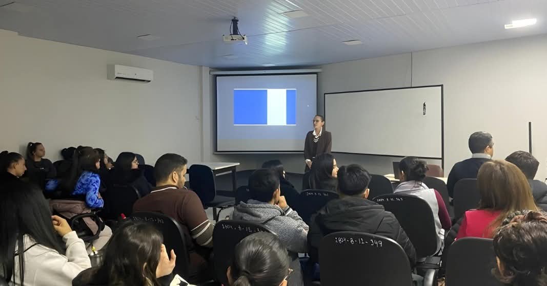 Tu Carrera Tu Futuro - Sala llena FACyT